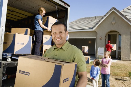 Local Fulham removal service handling fragile items and packing materials