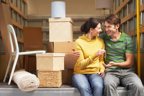 Packing and loading support for business removals in Fulham